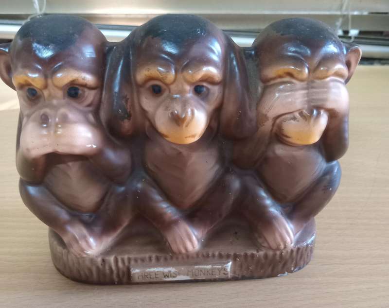 Vintage 3 monkey money box