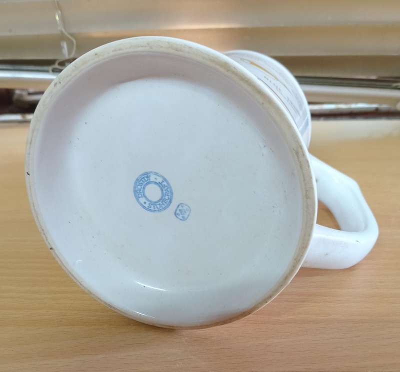 Blue train tankard