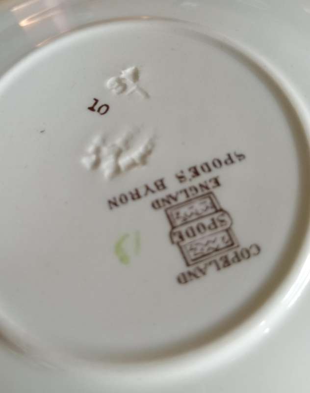 Spode Byron saucer 15 cm