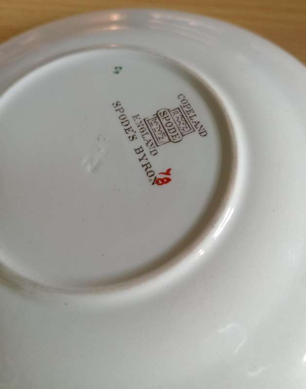 Spode Byron saucer 14 cm