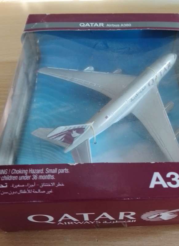 Die cast Qatar airbus A380