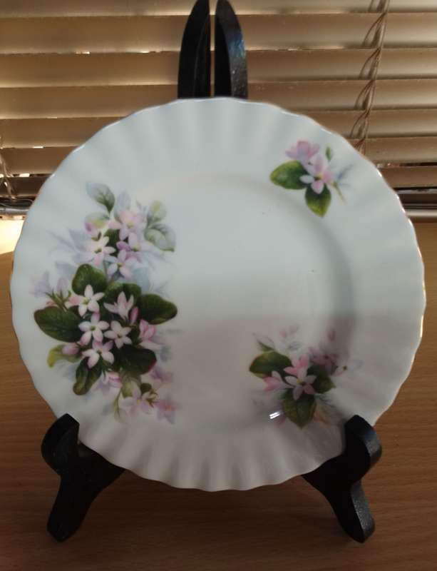 Royal Albert Mayflower side plate