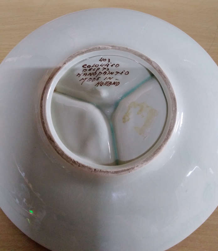 Hand painted Delfts dish