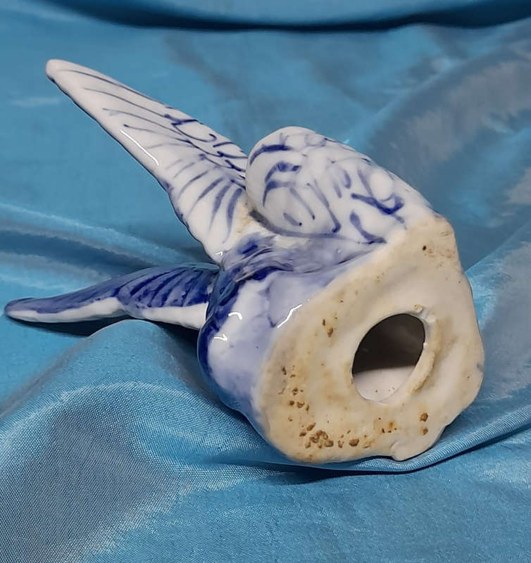 Bird bud vase figurine