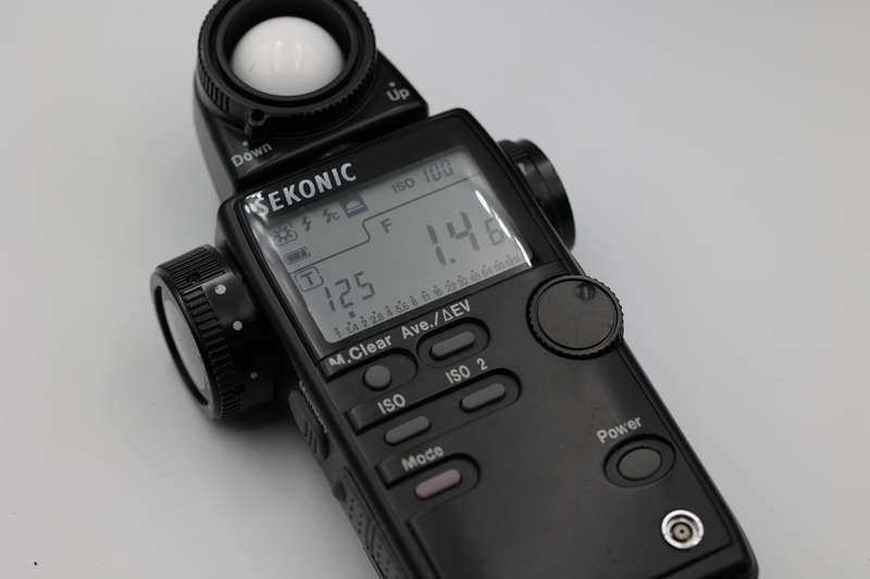 Sekonic L-508 Zoom Master light meter