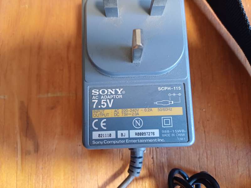 PlayStation One with carry bag (UK power adapter) *Read description