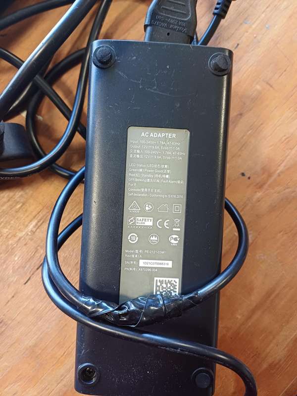 Xbox 360s for Spares + 2 game discs + Power supply (Read Description)