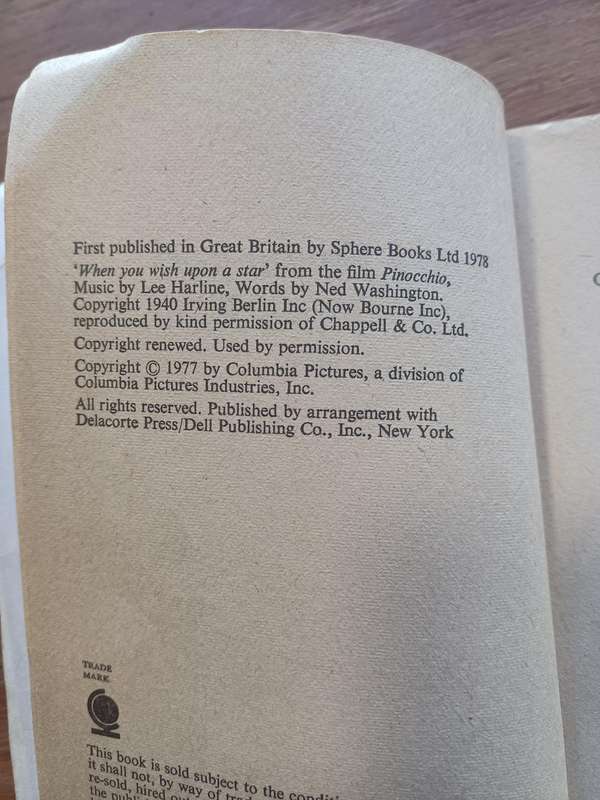Close encounters of the third kind novel