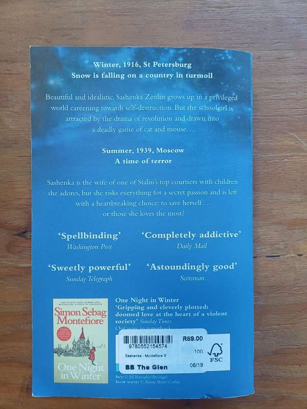 Sashenka - Simon Sebag Montefiore Paperback
