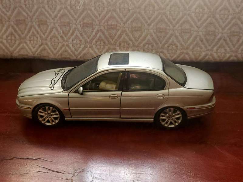 2001 Jaguar X-Type (Special Edition)
