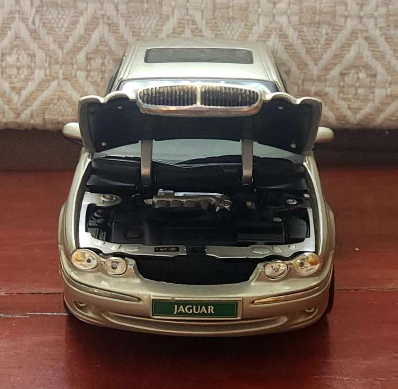 2001 Jaguar X-Type (Special Edition)