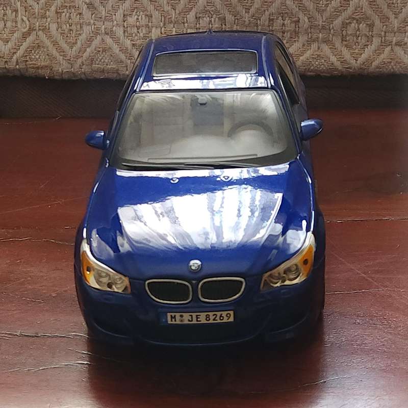 BMW M5 (E39)