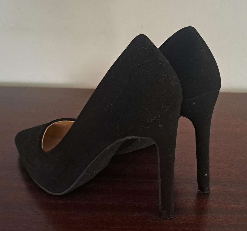 Size 3 ladies shoes