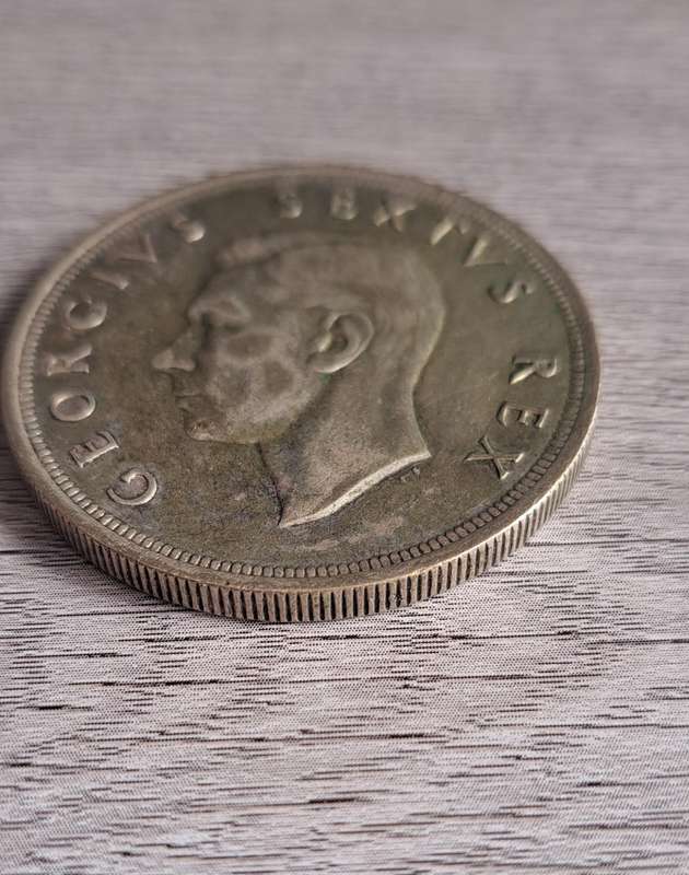 1652 - 1952 South Africa 5 shilling coin