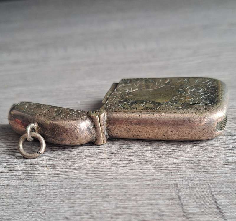 Antique Vesta with vacant cartouche