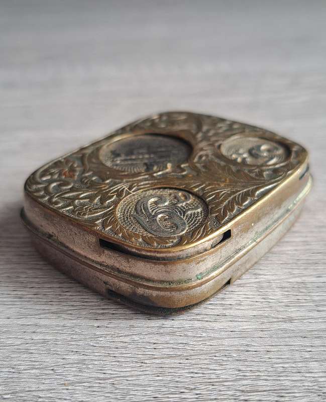 Antique Sovereign Hallmarked Patent JWB Coin holder
