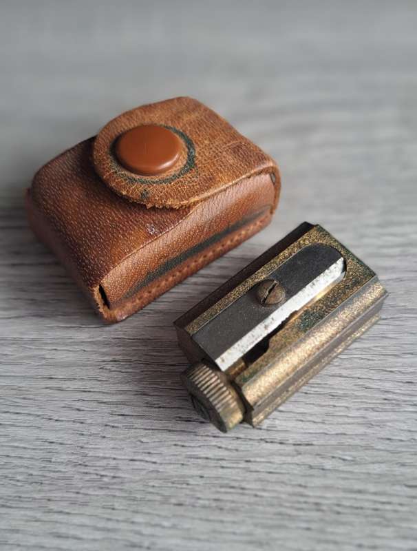 DUX pencil sharpener and leather pouch