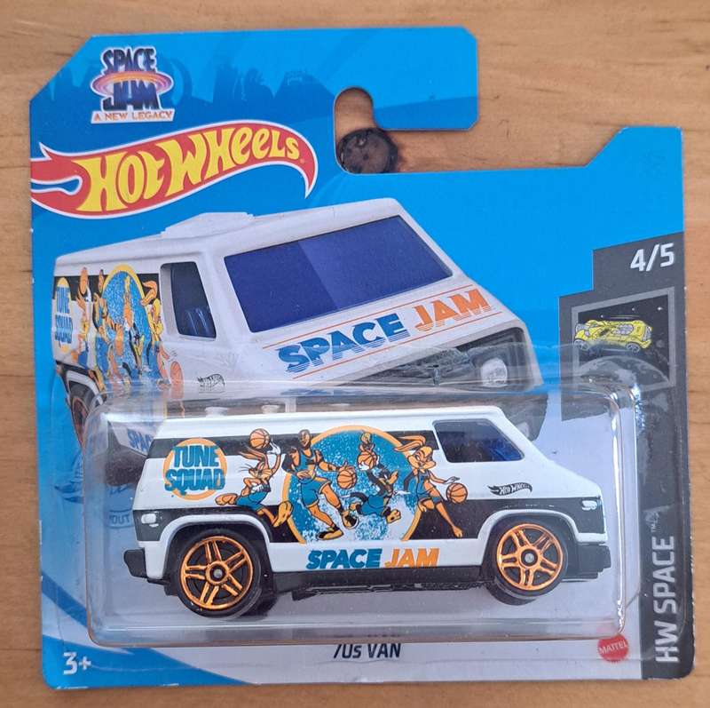 Hot Wheels Space Jam 70s van