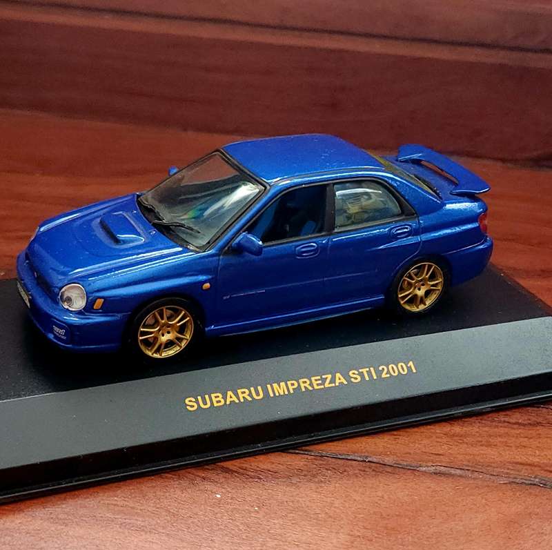 IXO Subaru Impreza STI 2001