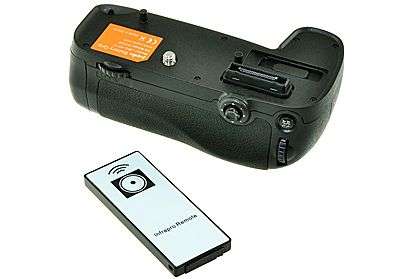 Battery Grip for Nikon D7100/D7200