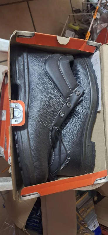 Black Safety Boots -SIZE 14