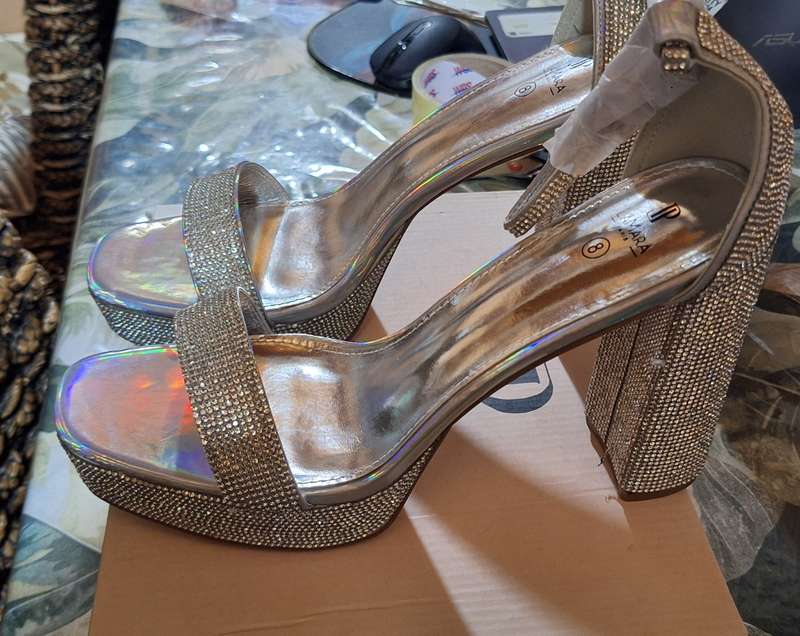 Rina black 11cm Heel Diamante Platform Sandal - UK 8