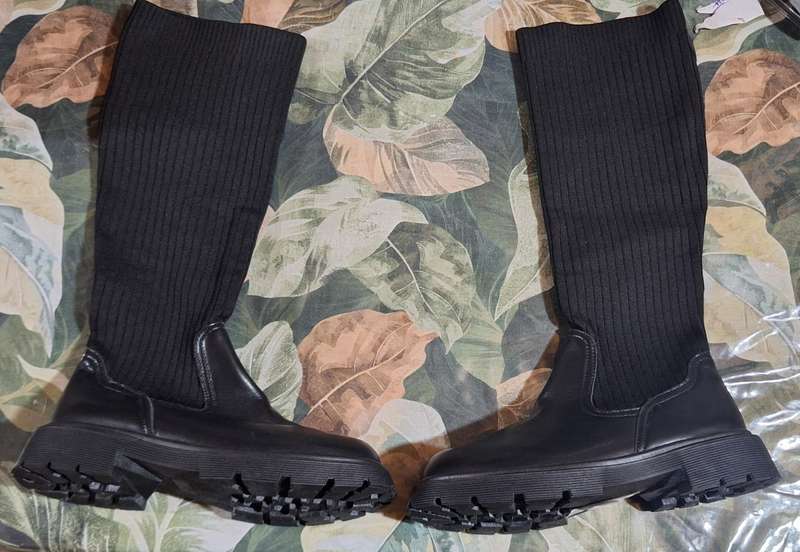 Combat Boots - Black UK 7