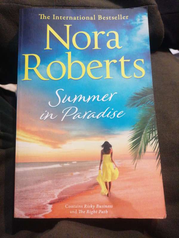 Summer in Paradise: Nora Roberts