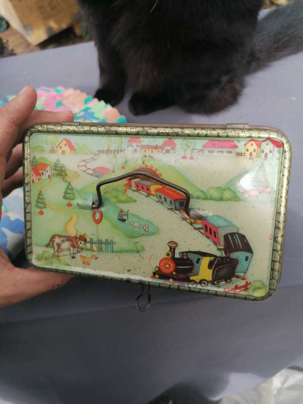Vintage sweets tin
