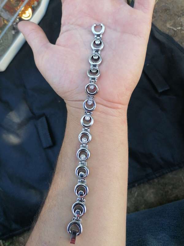 Bracelet. Material unknown