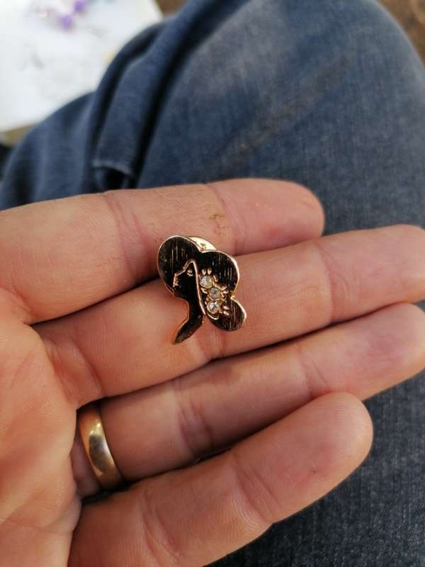Vintage lady pin. 2 available bid per item