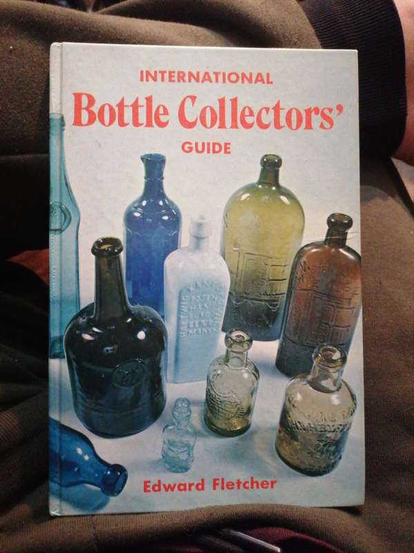 International bottle collector's guide by Edward Fletcher