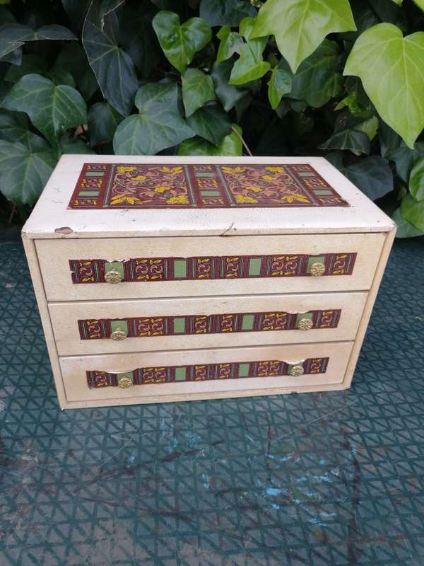Vintage box with 3 drawers