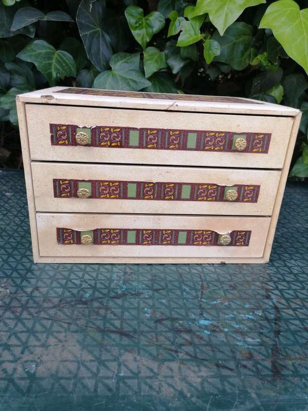 Vintage box with 3 drawers