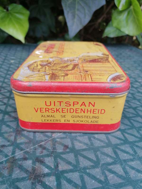 1940s Beacon Produkte UITSPAN Lekkers en Sjokolade Blik
