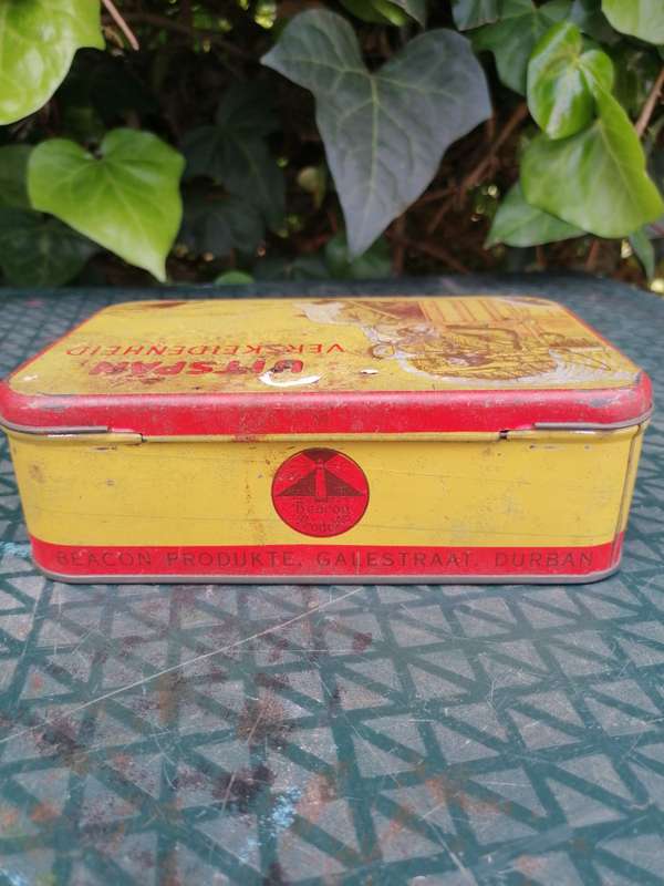 1940s Beacon Produkte UITSPAN Lekkers en Sjokolade Blik