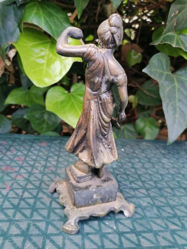 Vintage heavy justice figure bust