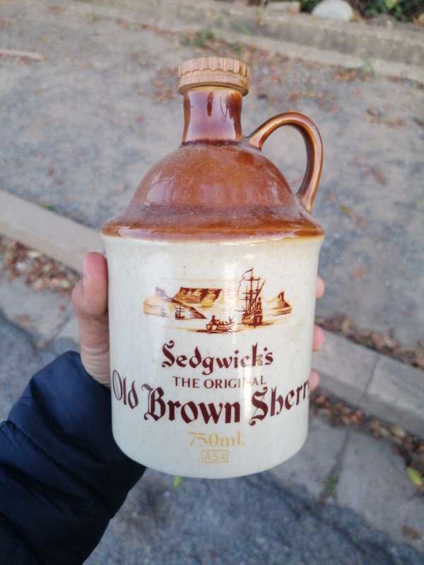 Sedgwick's -THE ORIGINAL OLD BROWN SHERRY