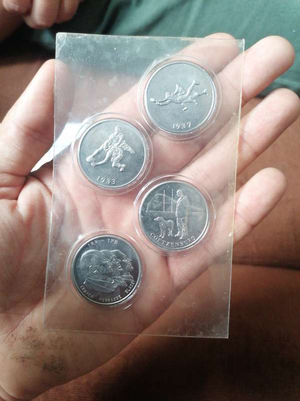Danie craven birthday token sets. Bid per set