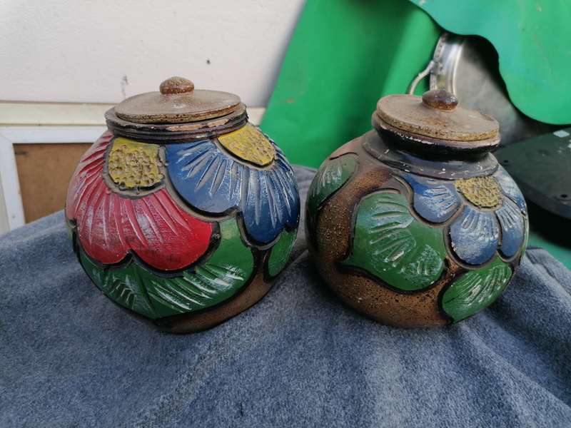 Vintage set of 2 flower jars