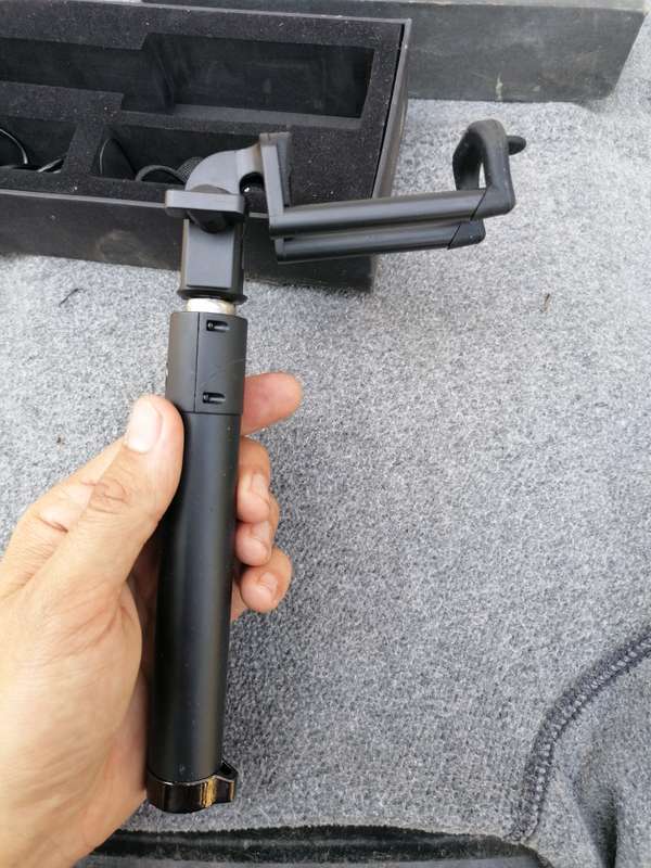 Huawei selfie stick. Condition as per picture