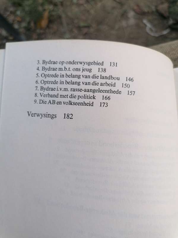 Die Afrikaner-broederbond:eerste 50 jaar deur AN PELZER