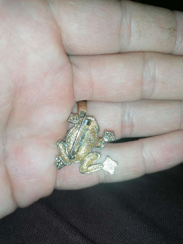 Vintage Gold Tone Metal & Clear Pave Set Rhinestones Frog Brooch