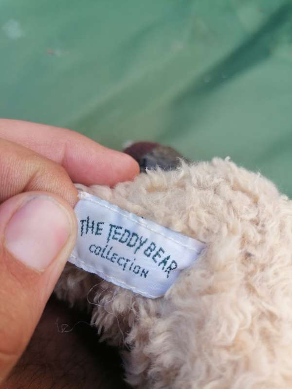 THE TEDDY BEAR COLLECTION TEDDIES