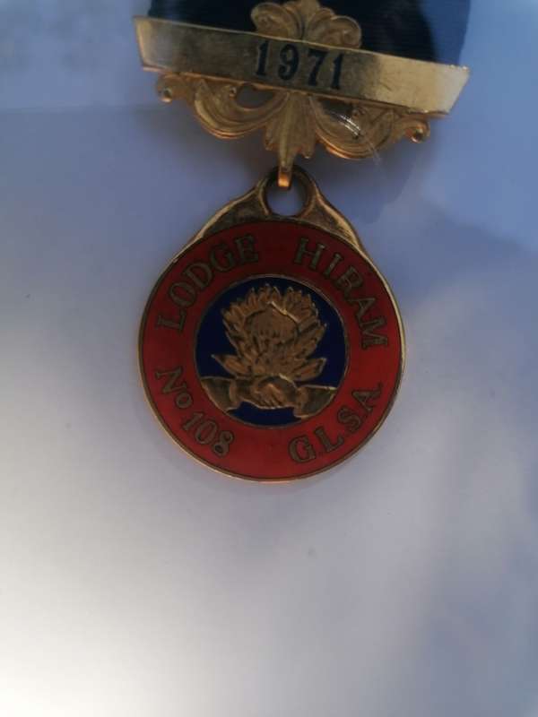 3 free masonic medals
