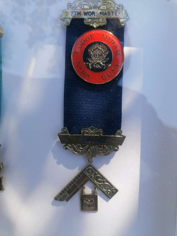 3 free masonic medals