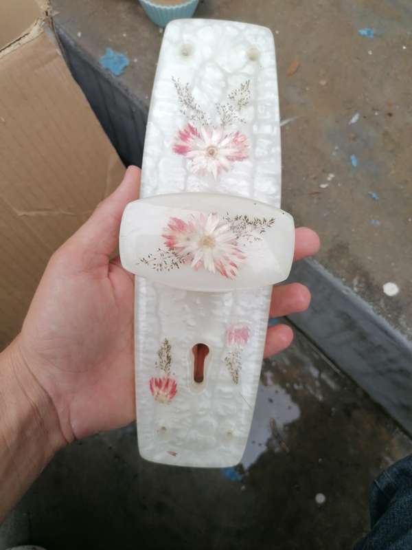 Vintage door knob. 2 available bid per item