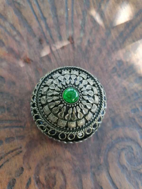Vintage trinket holder