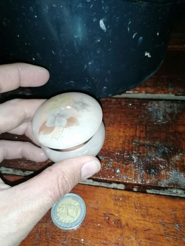 Small vintage Alabaster trinket box, Made in England