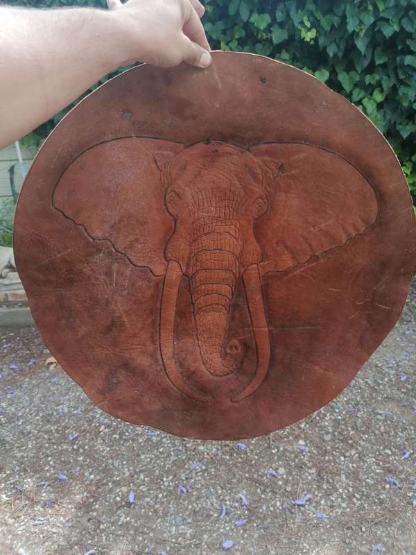 Lovely elephant leather art